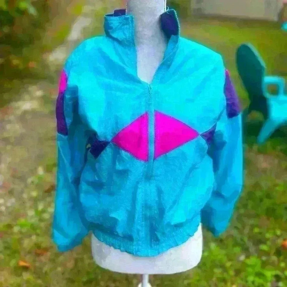 Vintage Puma wind breaker jacket. 80s fashion! Size M. Pink, blue, purple. Fun!